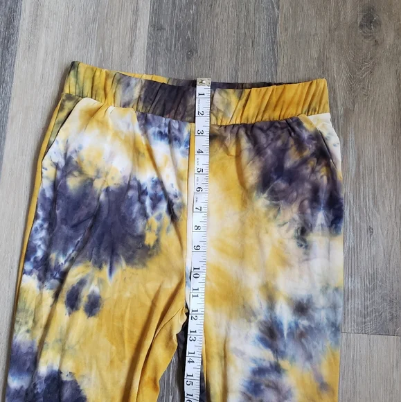 TIE DYE RUCHED LEGGINGS - Picture 9 of 13